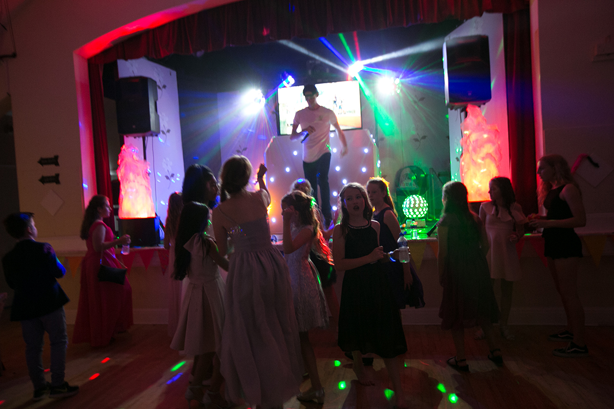 Loving the East Leake Prom Fest Vibes 